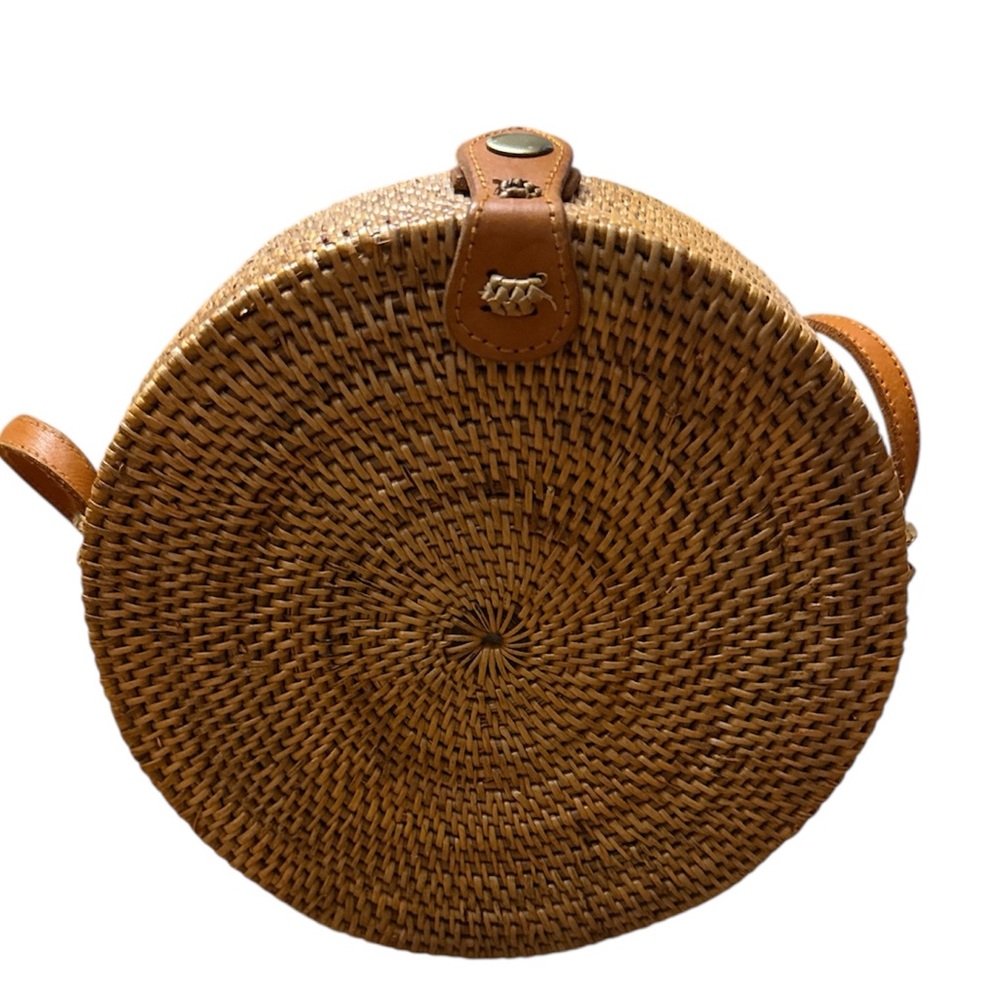 Round Woven Rattan Tan Crossbody Bag With Leather Strap